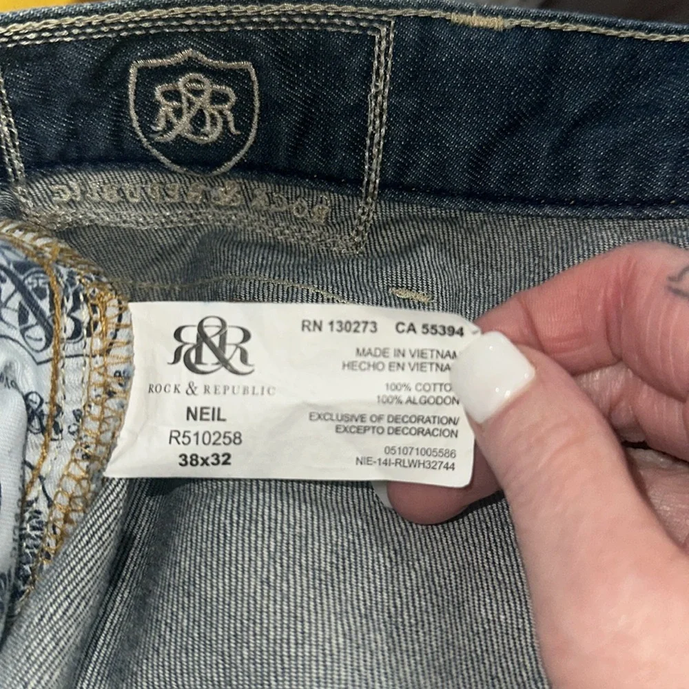 Rock & Republic Men's Blue Distressed Jeans 38X32 - Picture 9 of 10